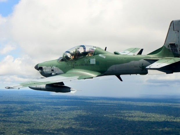 A-29 atua na região de fronteira na Amazônia (Foto: Agência Força Aérea/Divulgação)