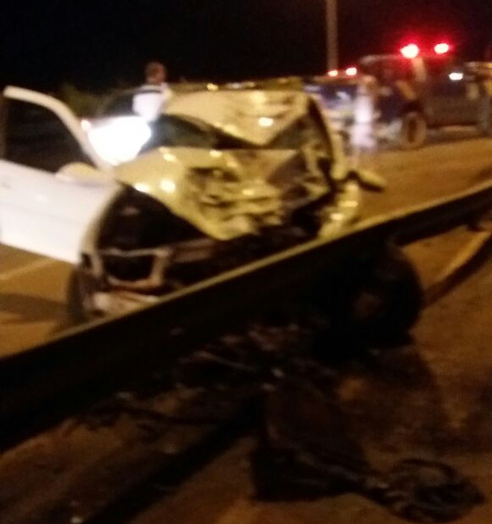 Carro se envolveu em acidente na capital (Foto: Divulgação)