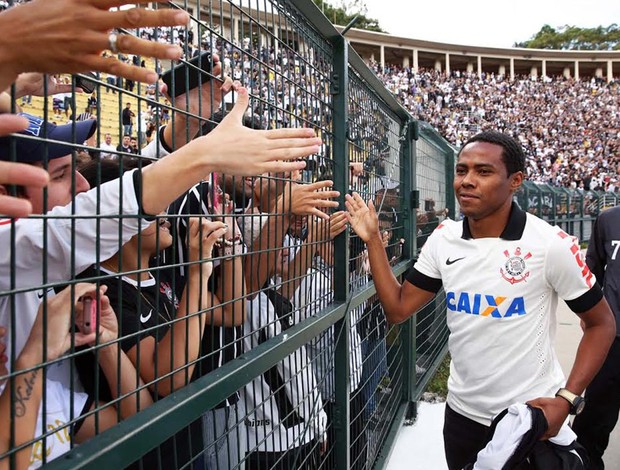 Agora protagonista, Elias quer render o máximo para conquistar o Brasileiro.