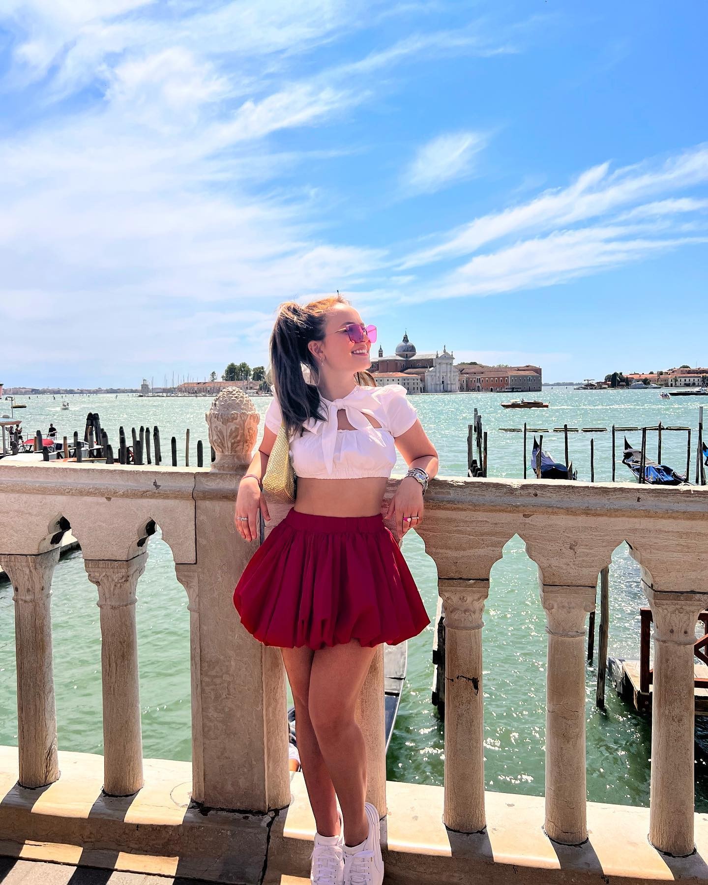 Larissa Manoela encanta com álbum de fotos em Veneza (Foto: Reprodução / Instagram)