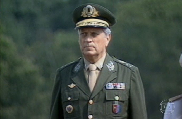 O general Leônidas Pires Gonçalves, ministro do governo Sarney