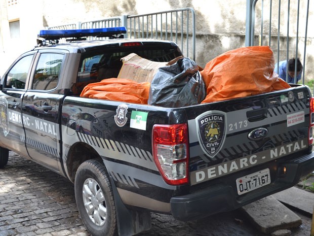 Carro da Denarc retornou do Itep sem realizar perícia de 500 quilos de maconha apreendidos (Foto: Divulgação/Sinpol/RN)