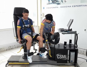Thiago Neves faz teste físico no Cruzeiro (Foto: Divulgação/ Cruzeiro)