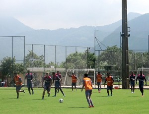 jogadores vasco treino (Foto: André Casado / Globoesporte.com)