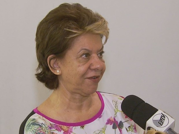 “Não vejo a hora de estarmos todos juntos”, disse a cabelereira Sílvia Pontes (Foto: Reprodução EPTV)