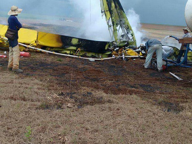 Piloto morre após queda de avião agrícola em fazenda de MT, diz polícia (Foto: Polícia Civil de Primavera do Leste)