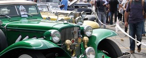Encontro reúne 500 carros clássicos em SP (Carlos Santos/ G1)