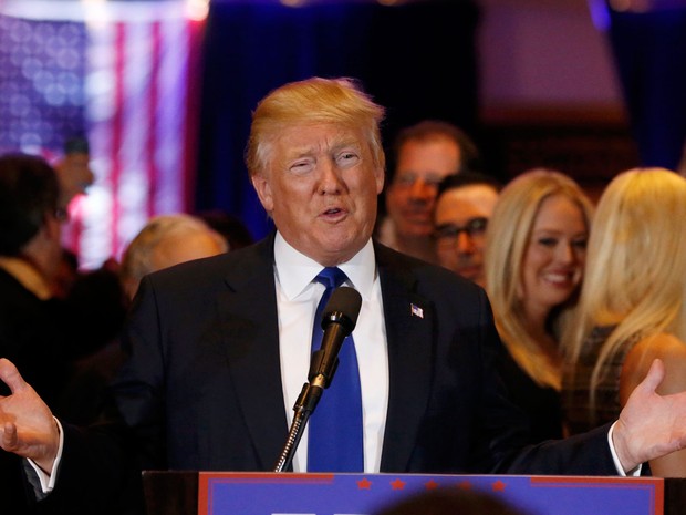 Donald Trump discursa após sua vitória na primária republicana de Nova York, na noite de terça (19) (Foto: Reuters/Shannon Stapleton)