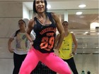 Gracyanne Barbosa compartilha aula de dança nas redes sociais