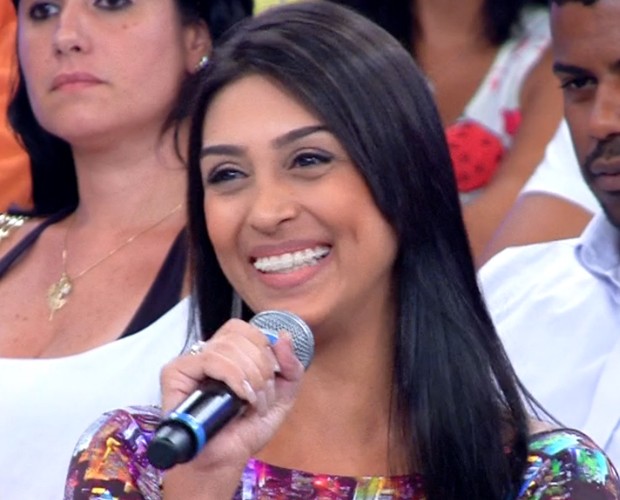 Amanda durante participação no Encontro, em janeiro de 2014 (Foto: TV Globo)