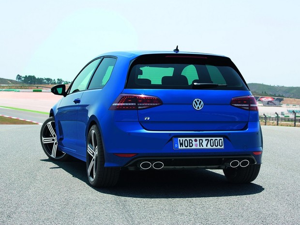 Golf R é a versão mais veloz do modelo  (Foto: Divulgação)