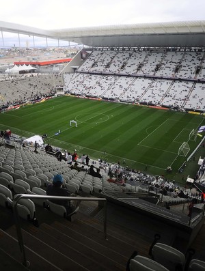 Corinthians e Santos se reencontram após confrontos pela Copa do Brasil