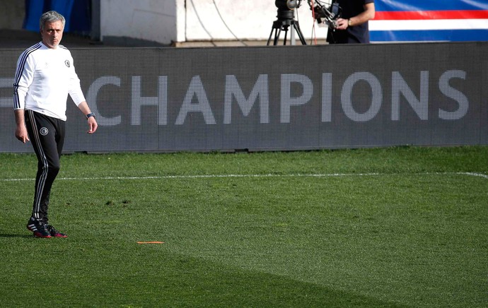 Treino José Mourinho Chelsea (Foto: Reuters)