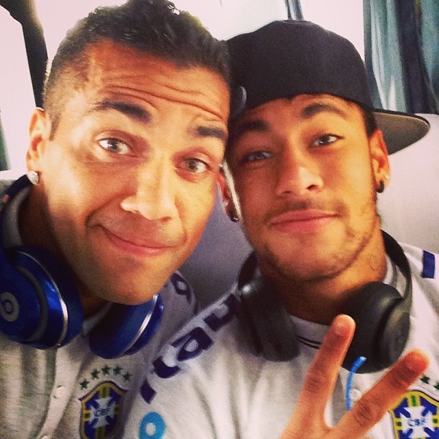 Daniel Alves e Neymar (Foto: Reprodução/Instagram)
