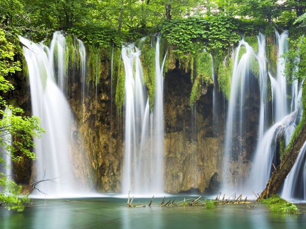 Parque Nacional Lagos de Plitvice, na Croácia (Foto: Bildagentur RM/TIPs/Photononstop/AFP)
