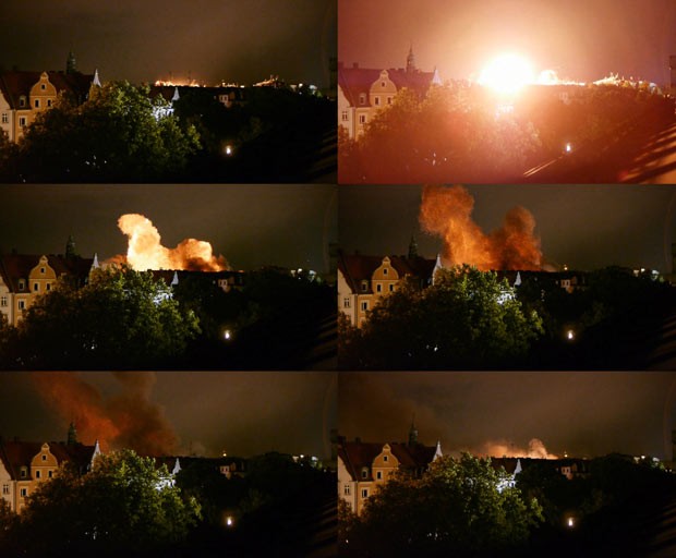 Sequência de imagens mostra a detonação controlada da bomba nesta terça-feira (28) em Munique (Foto: AFP)