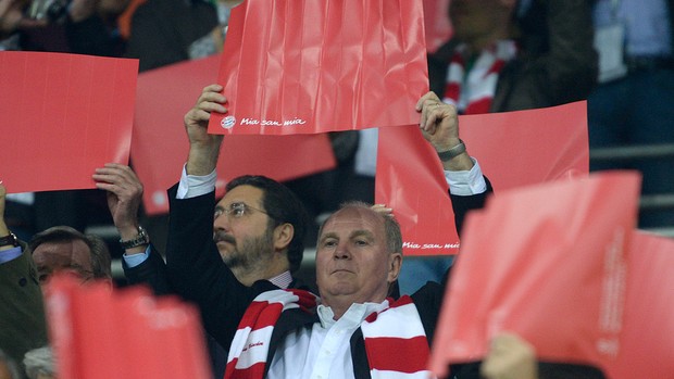 Uli Hoeness, Bayern de Munique x Barcelona (Foto: AFP)