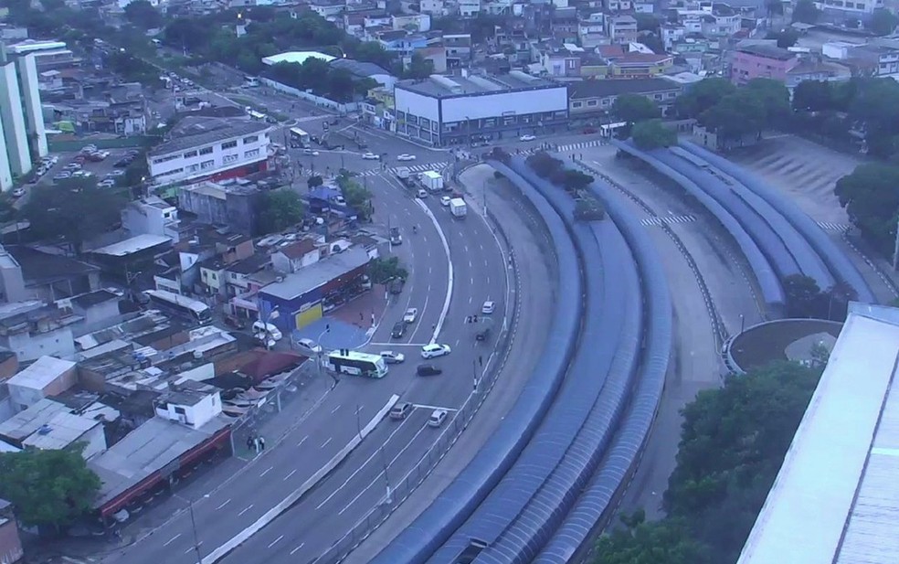 Terminal Cachoeirinha sem movimentação nesta quarta-feira de greve (Foto: Reprodução/TVGlobo)