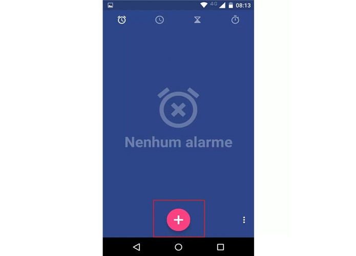 Botão "+" em destaque permite adicionar um novo despertador no Moto X (Foto: Reprodução)