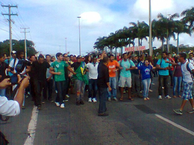 Protesto (Foto: Lílian Marques/ G1)