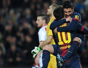 David Villa Messi gol Barcelona (Foto: AFP)