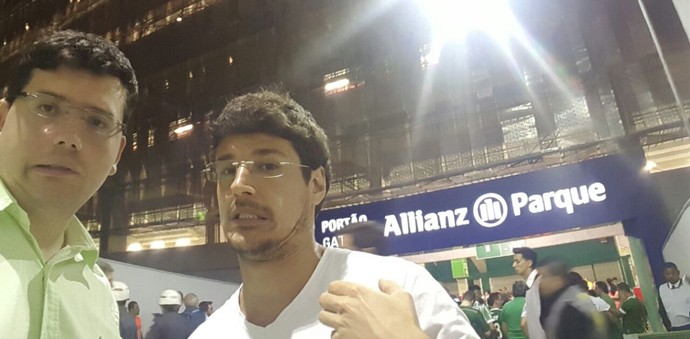 Leonardo Mizrahi, torcedor do flamengo, e Thiago Matheus (Foto: arquivo pessoal)