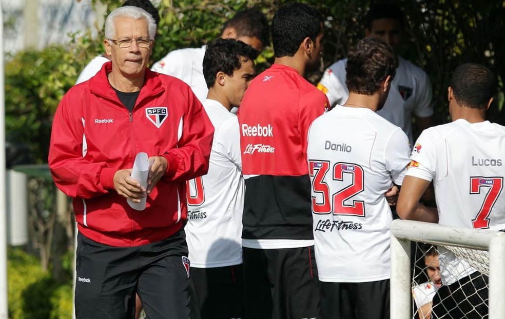 Emerson Leão durante treino do São Paulo (Foto: Divulgação)