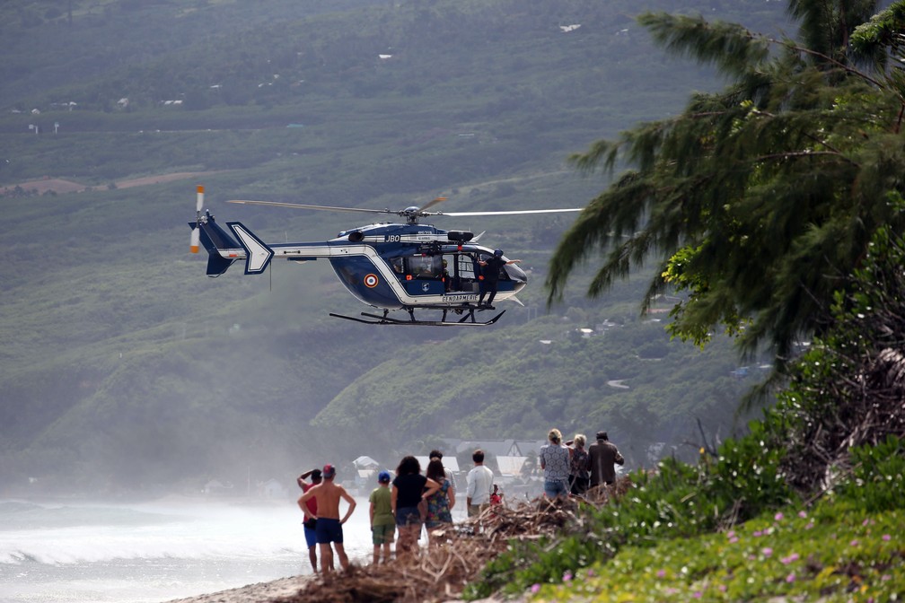 Bodyboarder morre por ataque de tubarão na ilha francesa da Reunião (Foto: AFP)