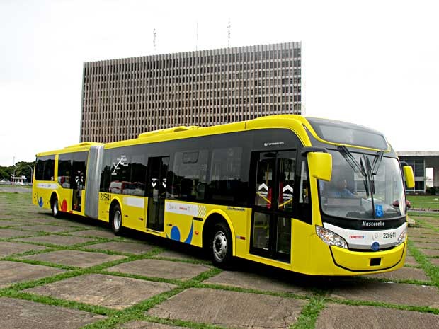 Ônibus do Expresso DF, que começa a operar a partir desta quarta-feira (2) (Foto: Lucas Nanini/G1)