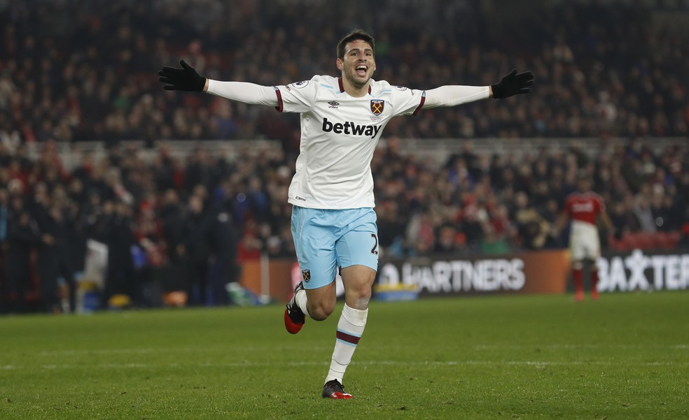 Calleri fez um gol pelo West Ham: contra o Middlesbrough em janeiro (Foto: Lee Smith/Reuters)