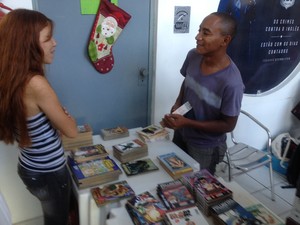 Durante Amapanime, revistas de mangás era uma das opções disponíveis aos participantes (Foto: Abinoan Santiago/G1)