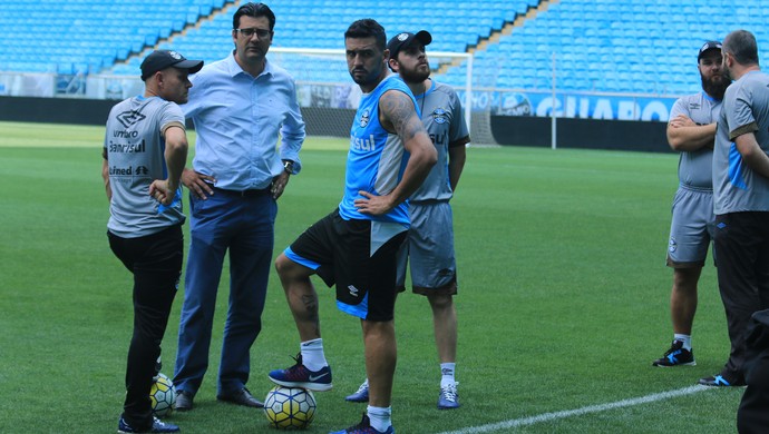 Edílson treino GrÊmio (Foto: Eduardo Moura/GloboEsporte.com) Edílson treino GrÊmio (Foto: Eduardo Moura/GloboEsporte.com)