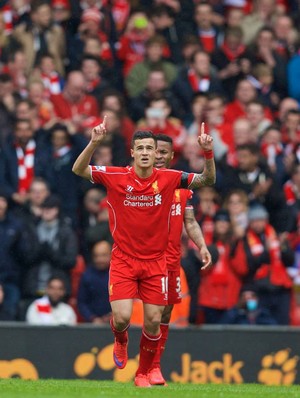 Philippe Coutinho gol Liverpool x Queens Park Rangers (Foto: Divulgação)