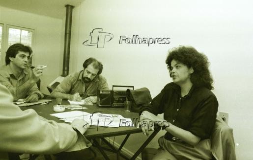 Gestão pública – Ajuda a fundar o PDT na década de 80. Em 1985, é nomeada pelo correligionário Alceu Collares para o comando da secretaria da Fazenda de Porto Alegre. Assume seu primeiro cargo executivo