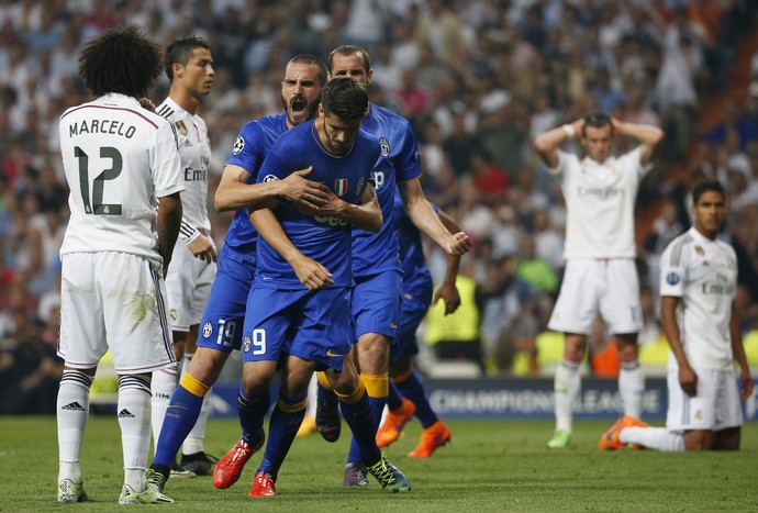 Morata comemora Bonucci Real Madrid x Juventus (Foto: Reuters / Sergio Perez)