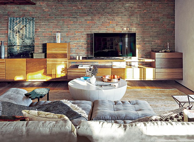 Ideias para decorar a sala de TV Casa e Jardim Home theater Sala De Tv Com Revestimento ~ Ideias para decorar a sala de TV Casa e Jardim Home theater