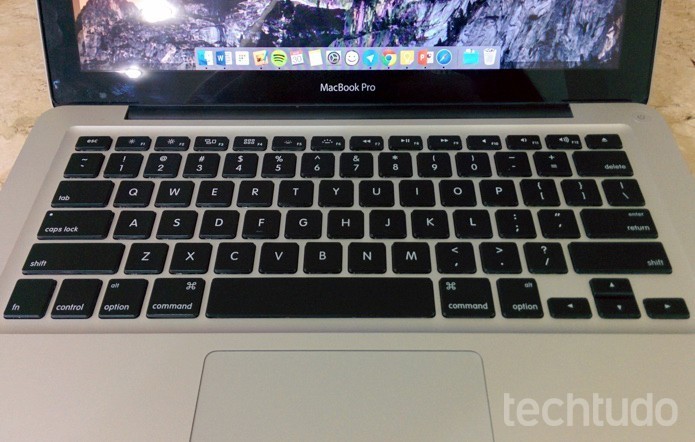 apple 2011 macbook pro trackpad