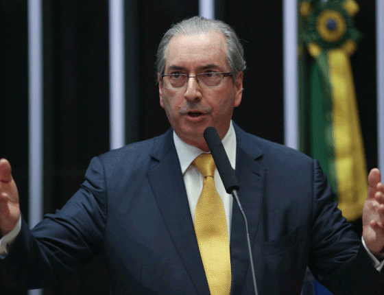 Eduardo Cunha faz sua defesa no plenário da Câmara dos Deputados antes de iniciar a votação de sua cassação (Foto: Fabio Rodrigues Pozzebom/Agência Brasil)