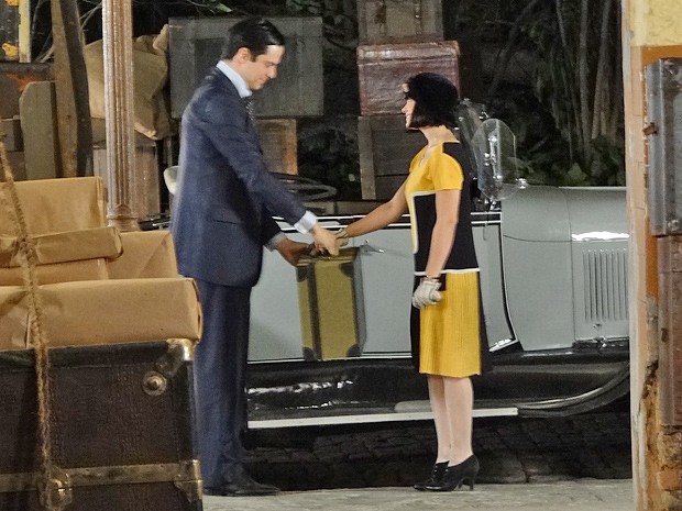 O que acontece com Malvina no final de Gabriela?