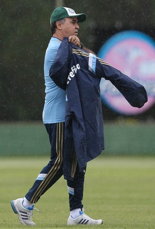 Dor de cabeça em 2015, meio-campo vira ostentação para o Palmeiras