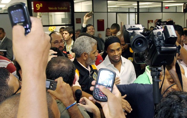 Ronaldinho julgamento Flamengo acordo (Foto: Cezar Loureiro / Agência O Globo)