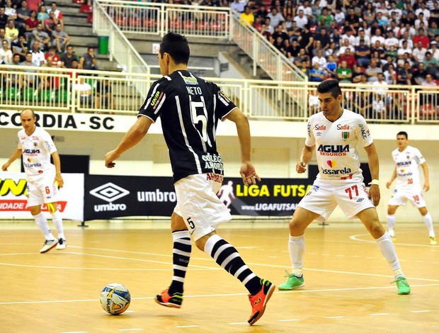 Na estreia de Neto, Corinthians vence o Concórdia de virada, fora de casa
