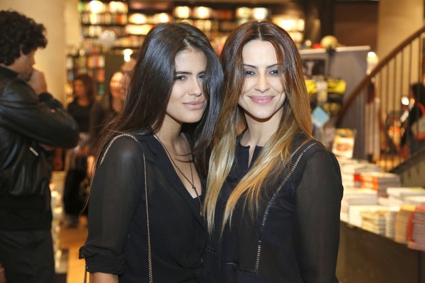 Antônia Morais e Cleo Pires (Foto: Roberto Filho / AgNews)