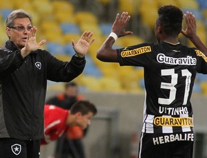 Oswaldo de Oliveira e Vitinho, Botafogo x Internacional (Foto: Vitor Silva/SSPress)
