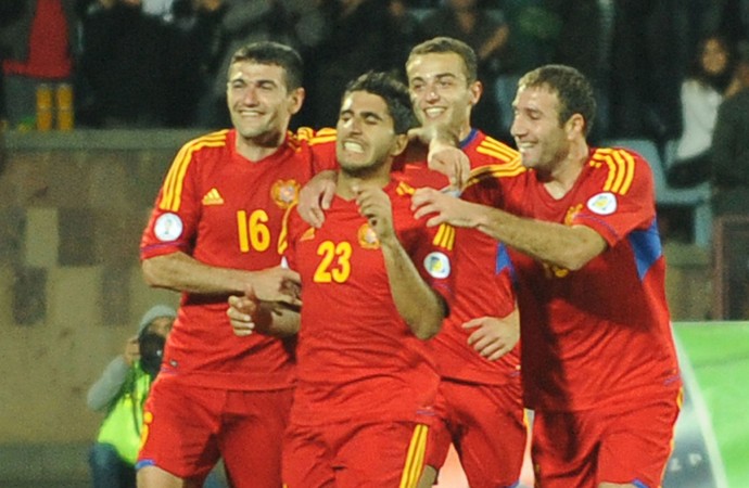 gol pizzelli armenia x bulgaria (Foto: AFP) gol pizzelli armenia x bulgaria (Foto: AFP)
