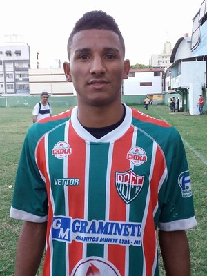 Jefferson, atacante do Rio Branco-VN (Foto: Richard Pinheiro/GloboEsporte.com)