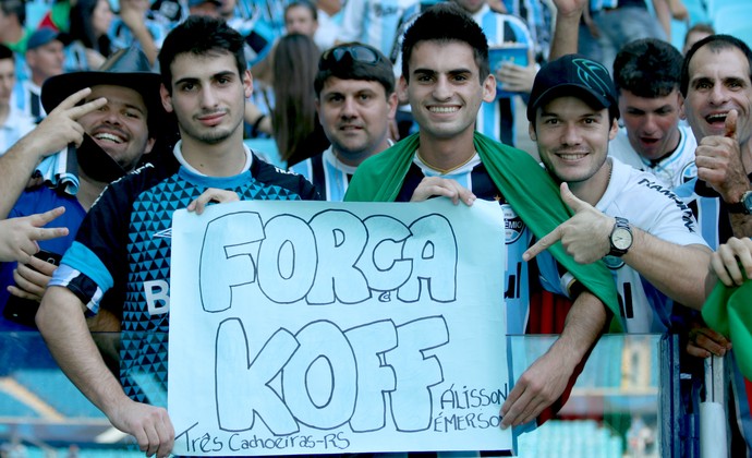 Grêmio Gre-Nal torcida Fábio Koff homenagem (Foto: Diego Guichard/GloboEsporte.com) Grêmio Gre-Nal torcida Fábio Koff homenagem (Foto: Diego Guichard/GloboEsporte.com)