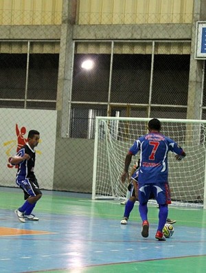 Goleada do Unidos de Alvorada  de 7 a 0 .foi destaque da rodada (Foto: Frank Cunha/Globoesporte.com)