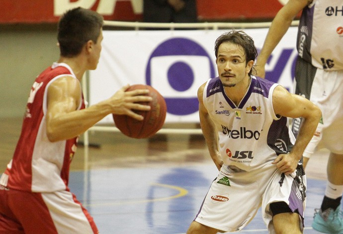 Torcida Mogi x B.Cearense NBB Gustavinho (Foto: Cleomar Macedo)