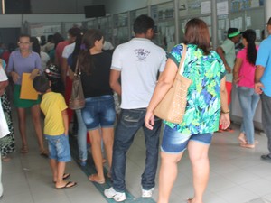 Apostadores sonham em mudar de vida com a Mega-Sena da Virada em Petrolina, PE (Foto: Yuri Matos/G1)